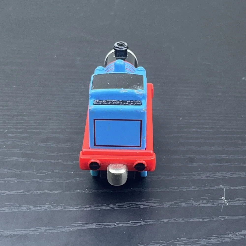 Thomas & Friends Take Along Surprised Thomas Diecast Train Engine Learning Curve